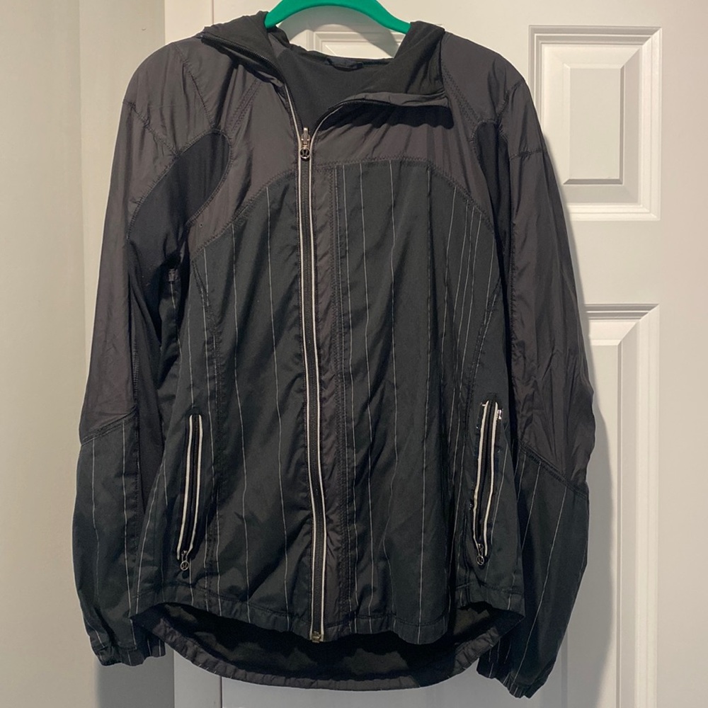 Reversible Athletic Lululemon Jacket. Size 6.